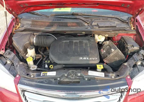 2014 Chrysler Town & Country Touring from USA, damaged, VIN 2C4RC1BG7ER280480